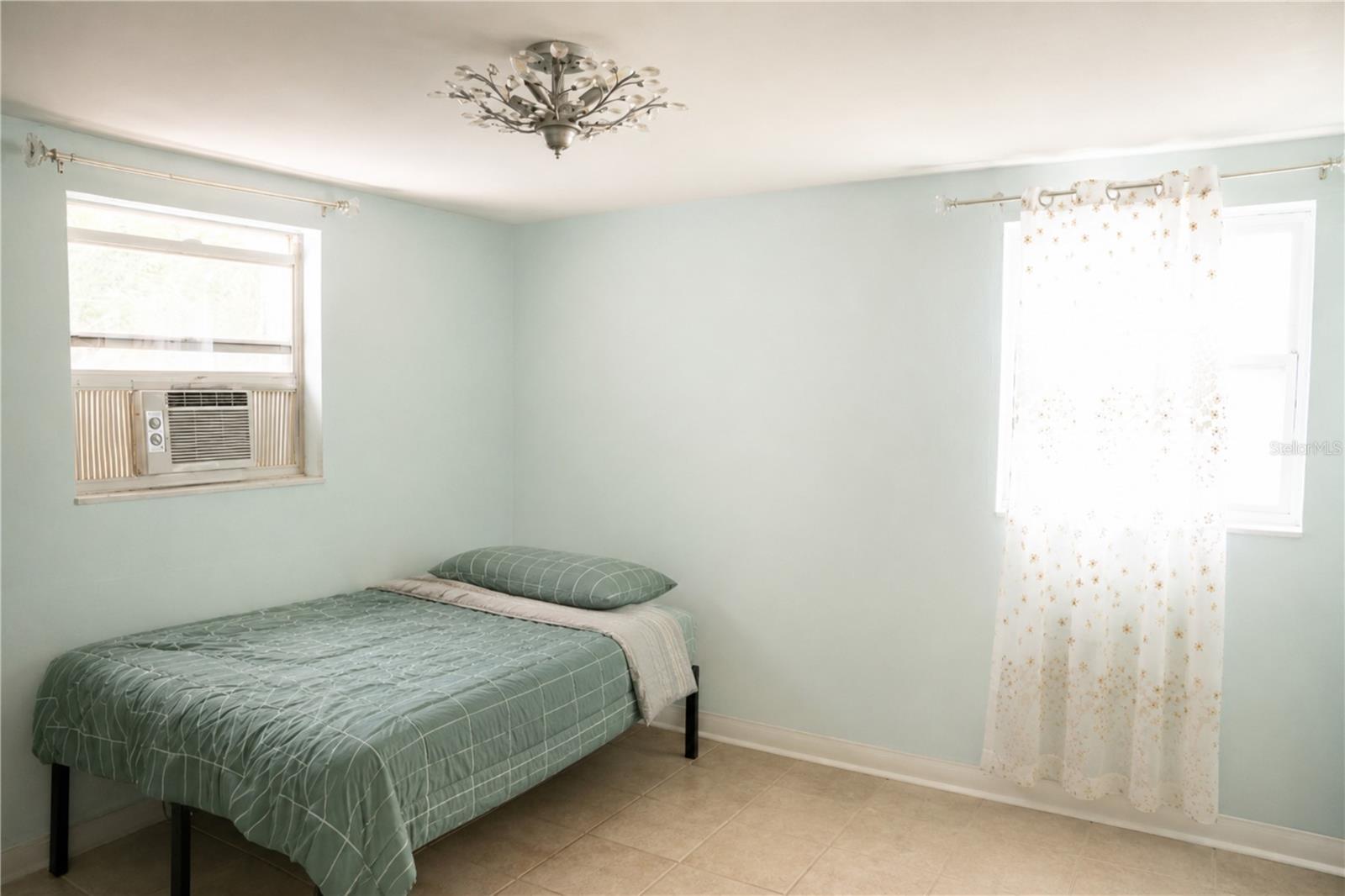 638 Dogwood Ct Property Photo 4