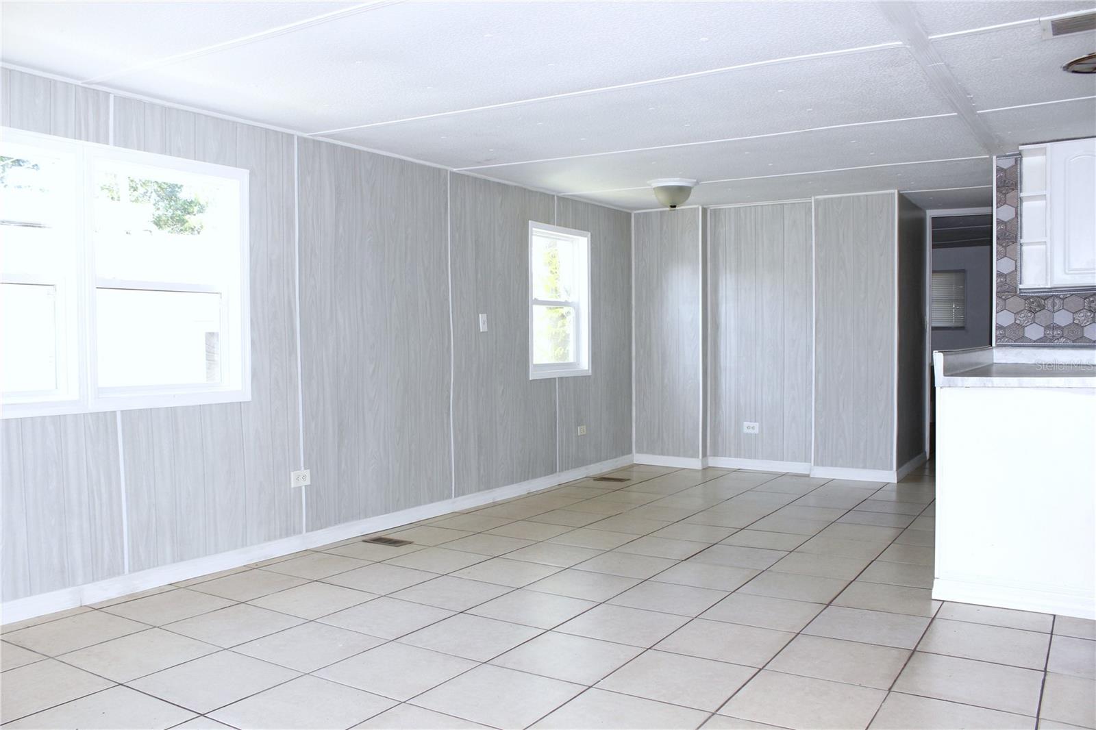 1845 Dixie Ln Property Photo 2