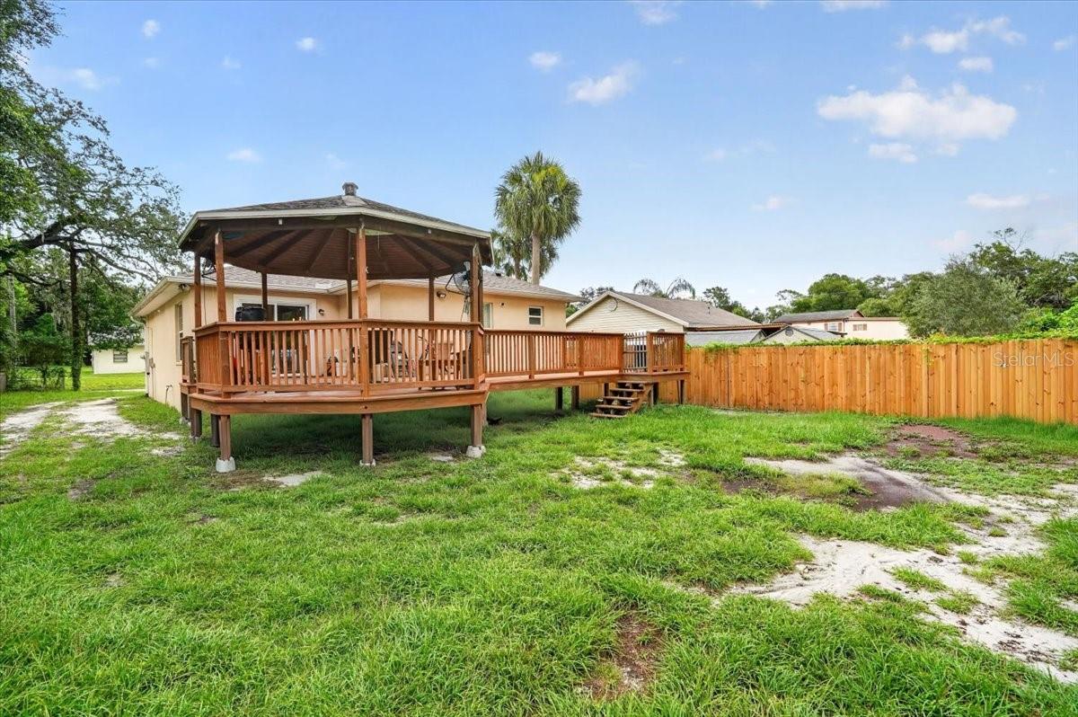 1607 E Linebaugh Ave Property Photo 3