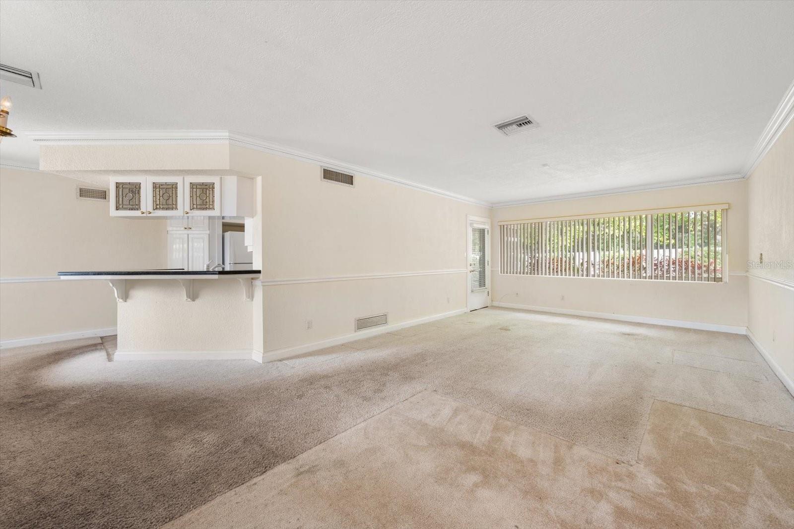 230 Garden Cir Property Photo 4