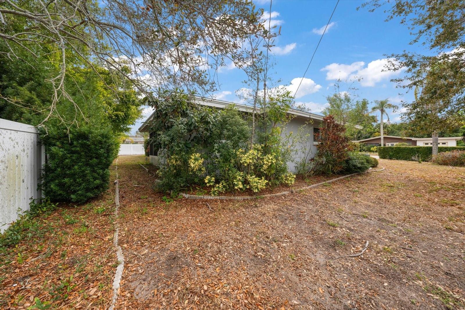 230 Garden Cir Property Photo 34