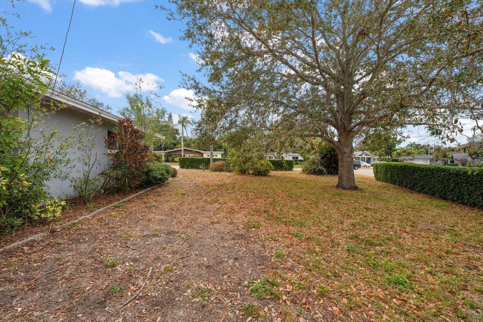 230 Garden Cir Property Photo 35