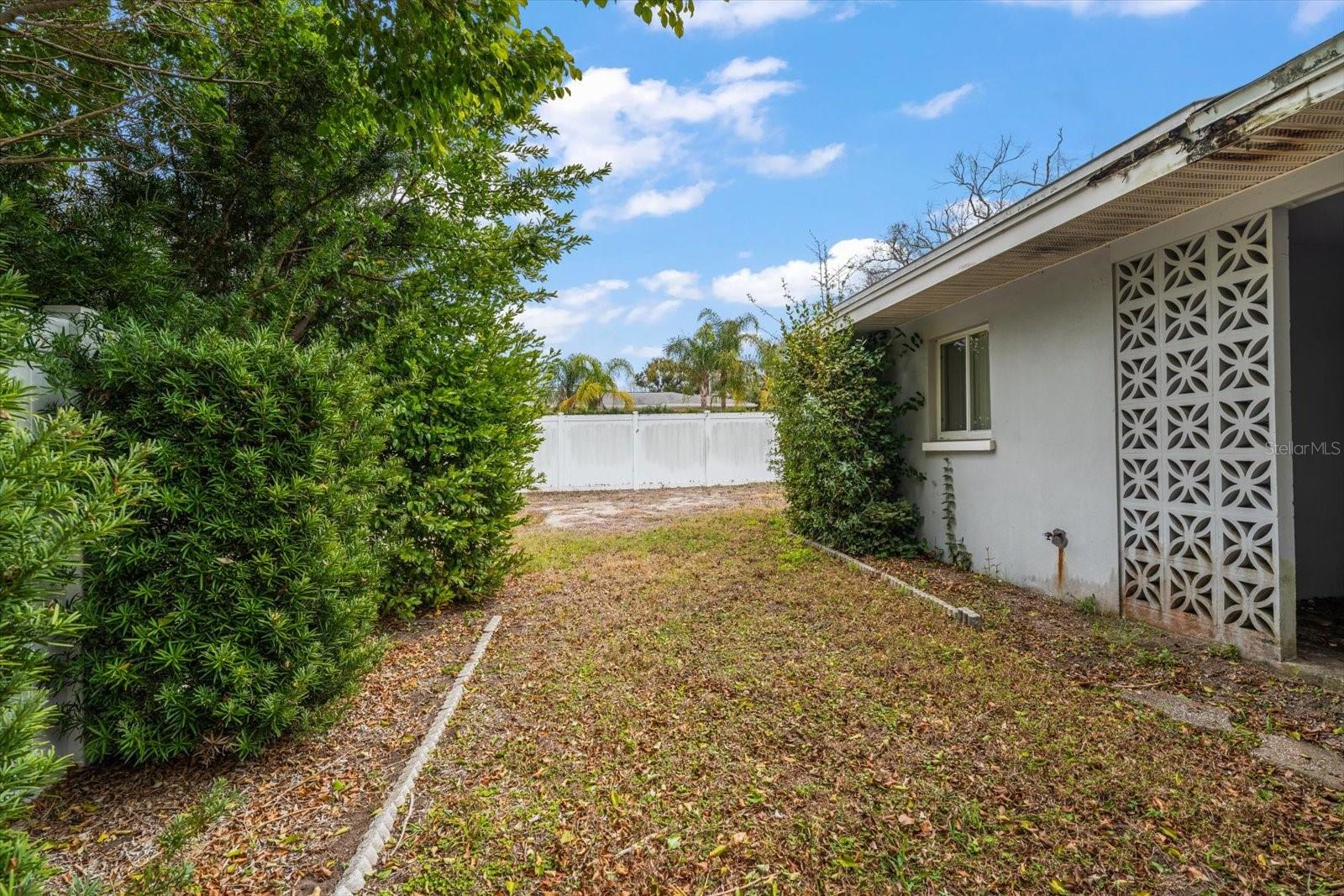 230 Garden Cir Property Photo 36