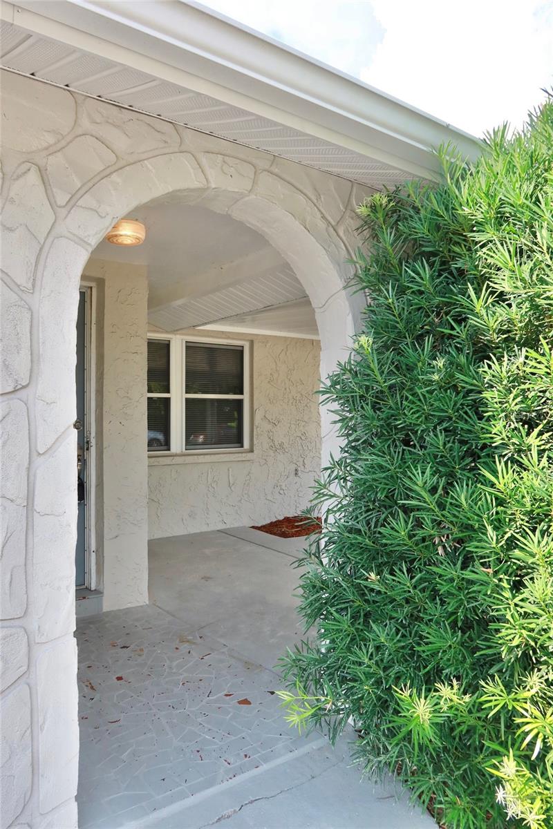 6533 Ridge Crest Dr Property Photo 4