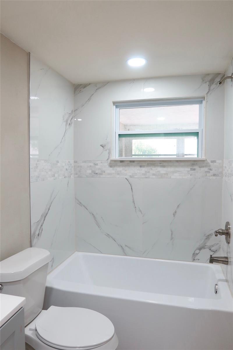 6533 Ridge Crest Dr Property Photo 9