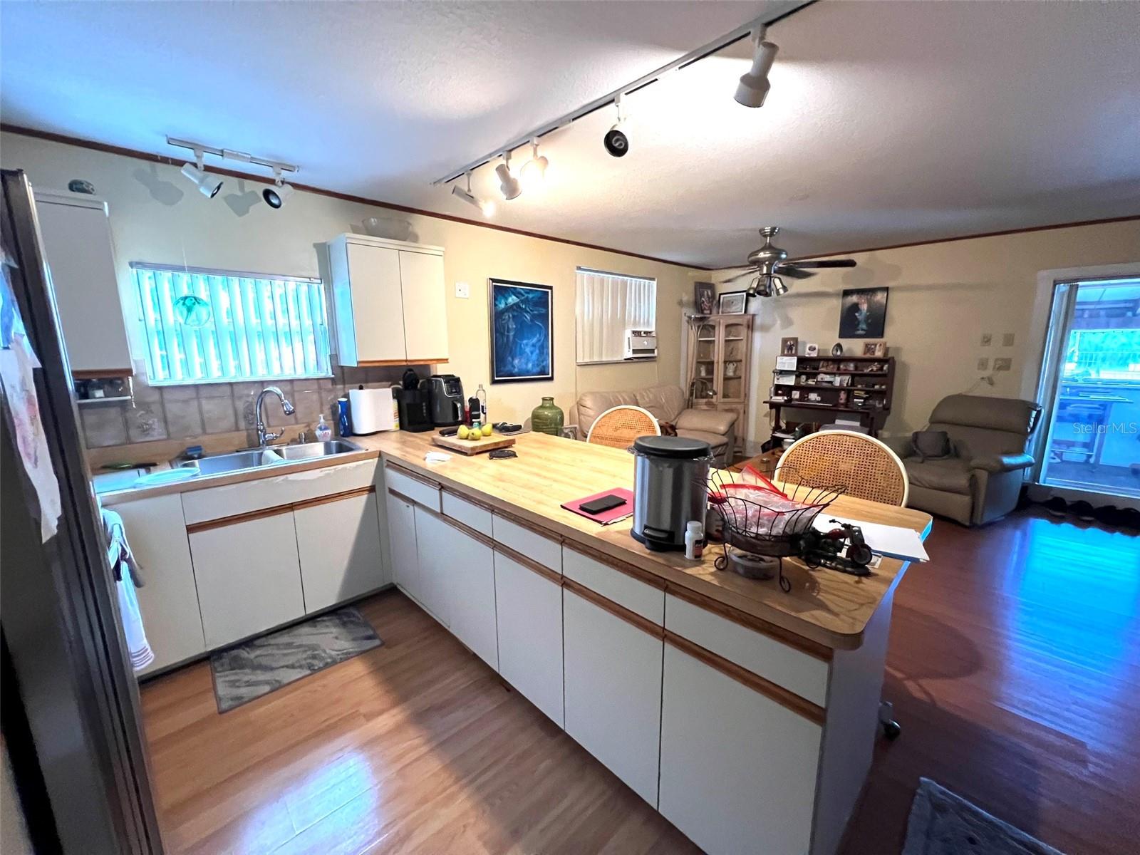1769 Overbrook Ave Property Photo 10