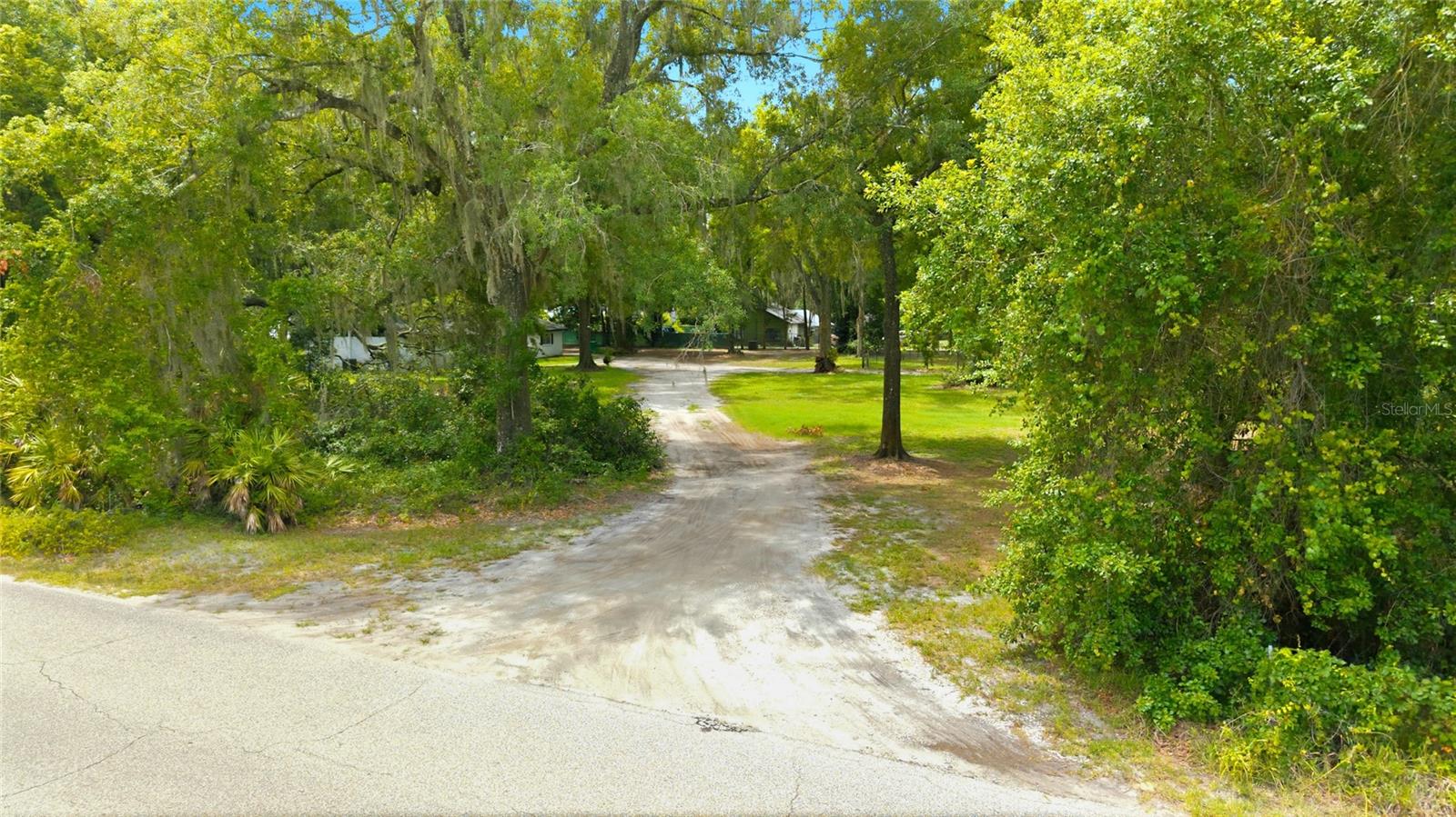 1444 Chesapeake Dr Property Photo 22