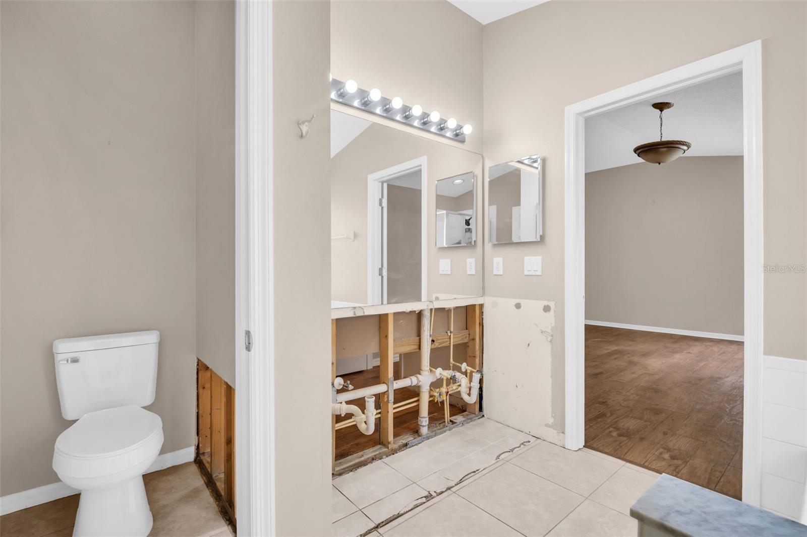12415 Rustic View Ct Property Photo 10