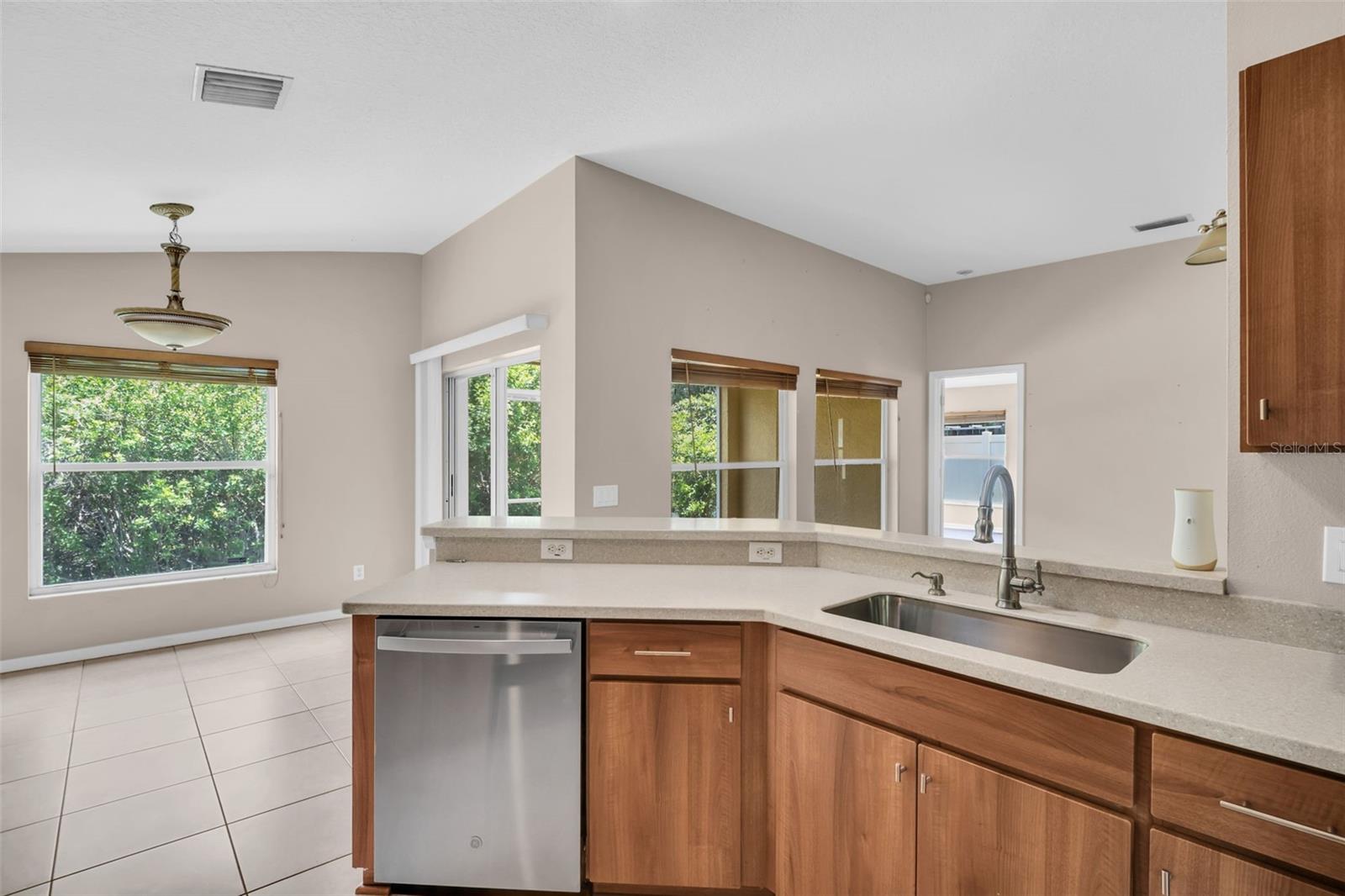 12415 Rustic View Ct Property Photo 12