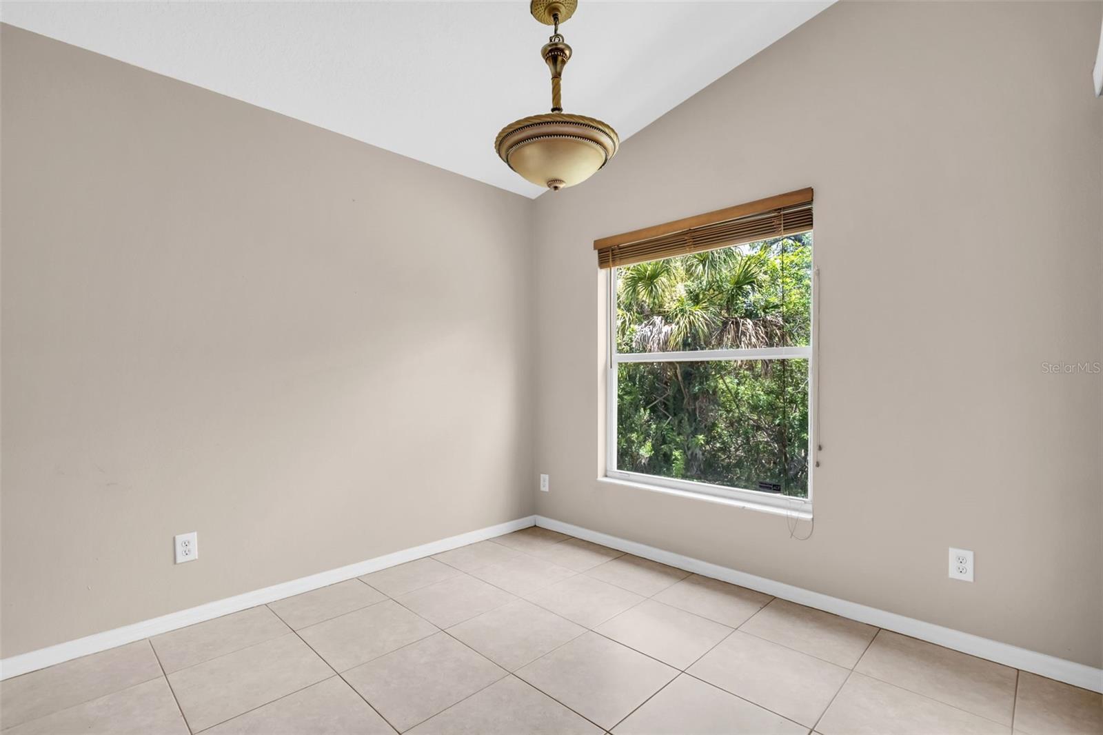 12415 Rustic View Ct Property Photo 25