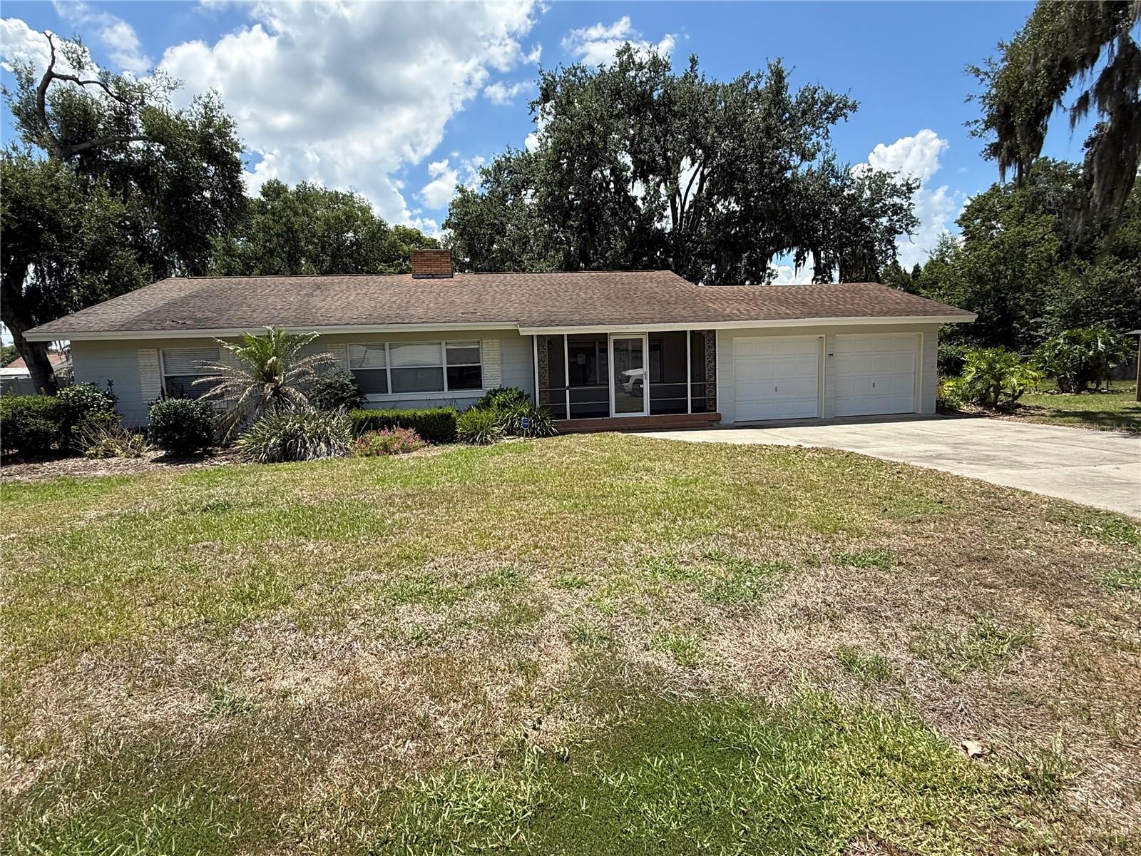 1485 DAVIS AVE Property Photo 1