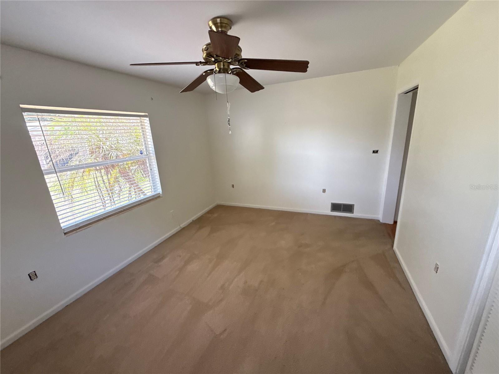1485 Davis Ave Property Photo 15