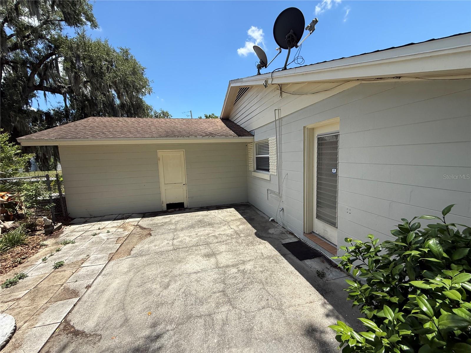 1485 Davis Ave Property Photo 19