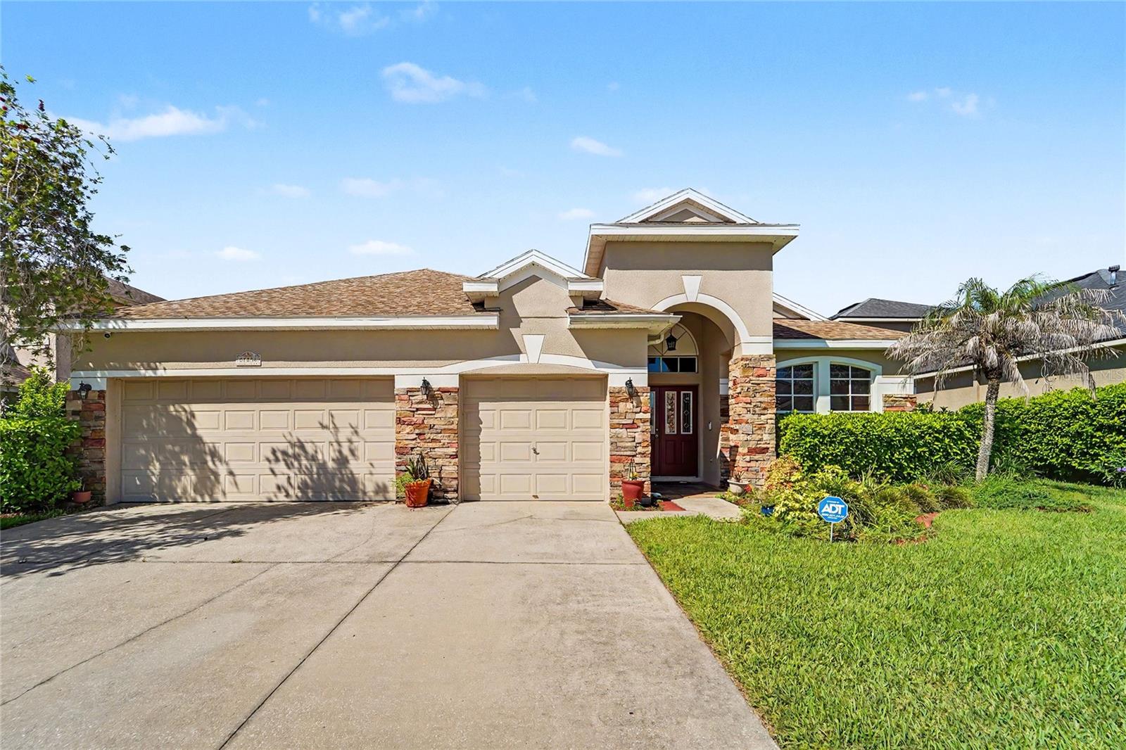 27236 Hollybrook Trl Property Photo 1