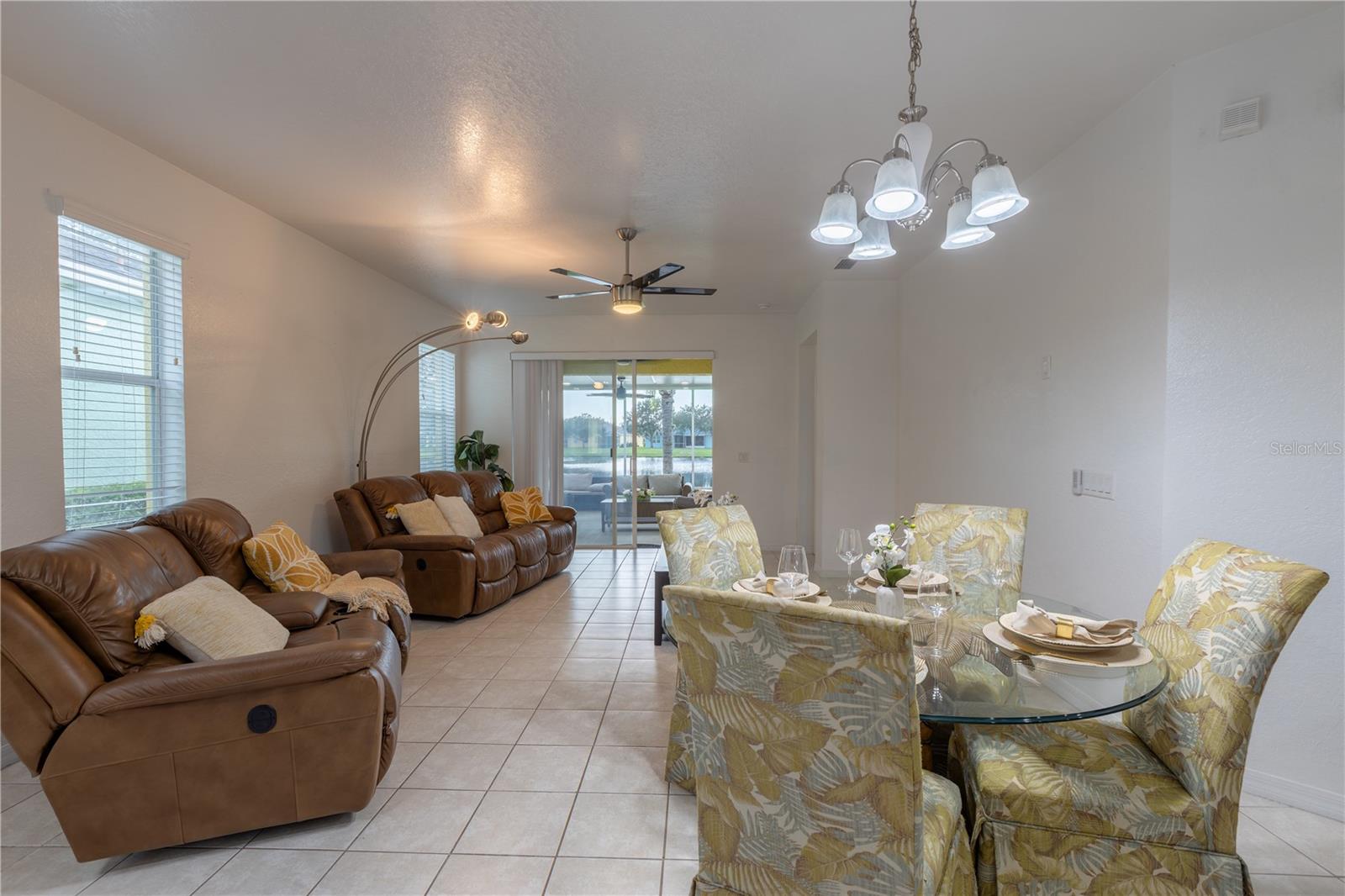 11447 Captiva Kay Dr Property Photo 6
