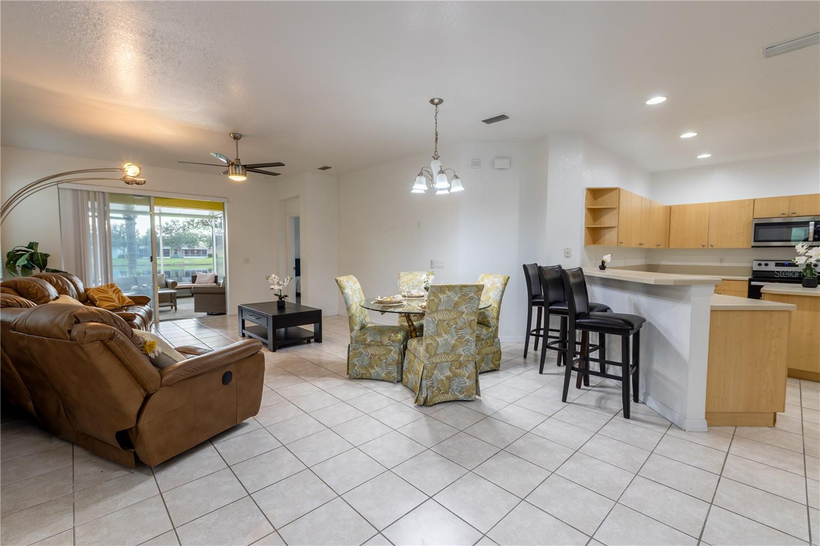 11447 Captiva Kay Dr Property Photo 7