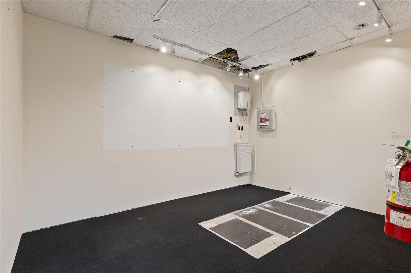 5021 W Nassau St Property Photo 33