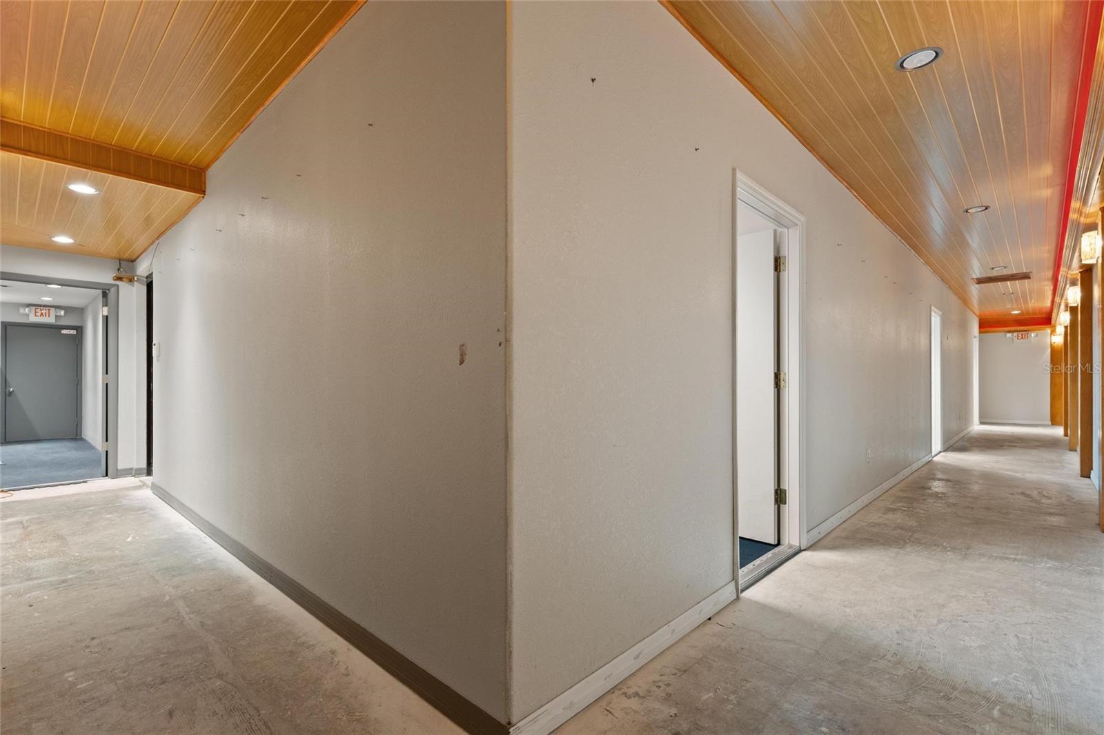 5021 W Nassau St Property Photo 34