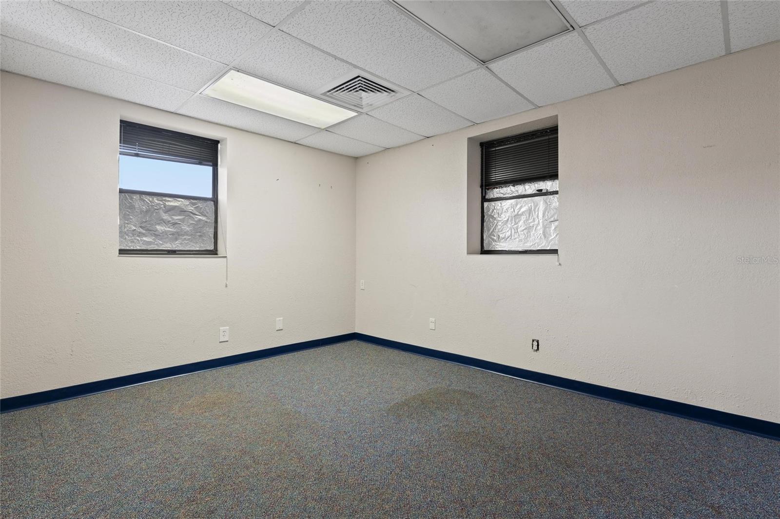 5021 W Nassau St Property Photo 38