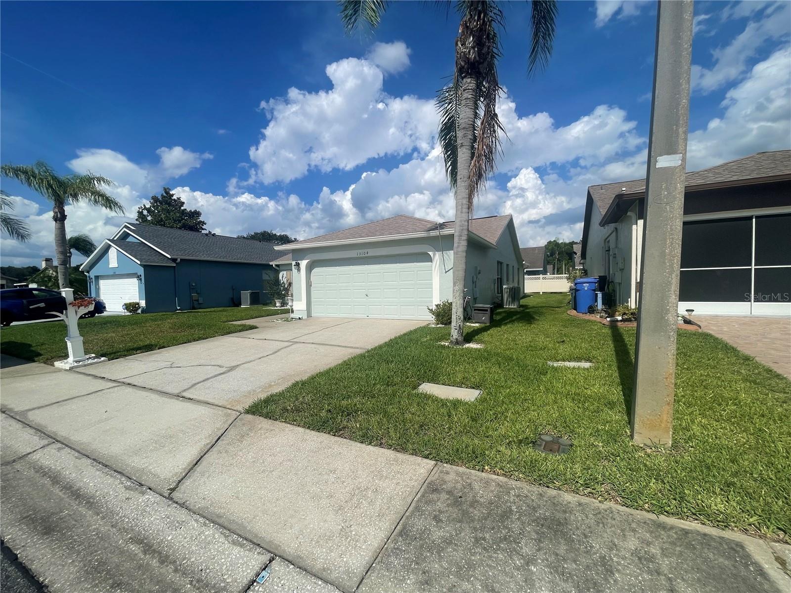 13104 Barth Pl #13104 Property Photo 3