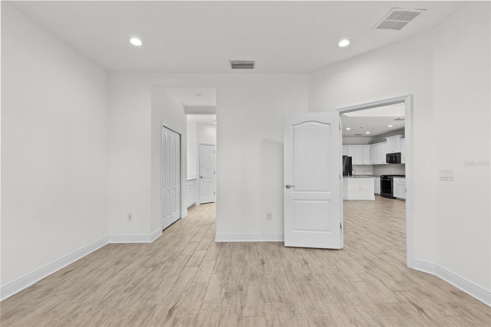 13506 Circa Crossing Dr Property Photo 38