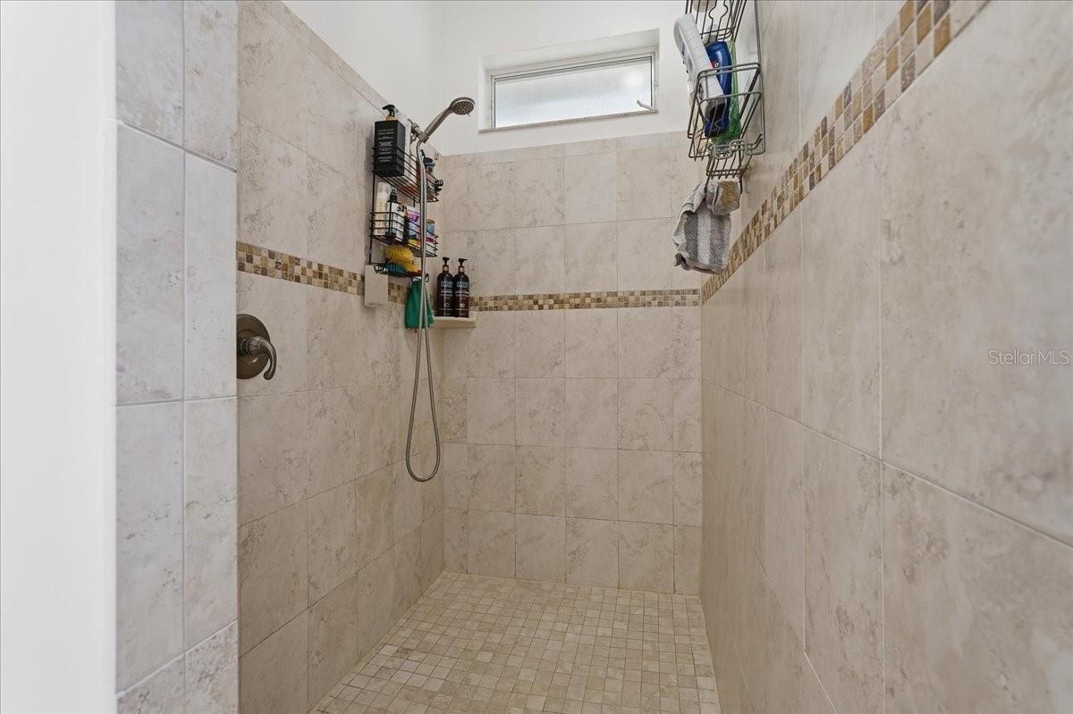 7014 Jones Rd Property Photo 25