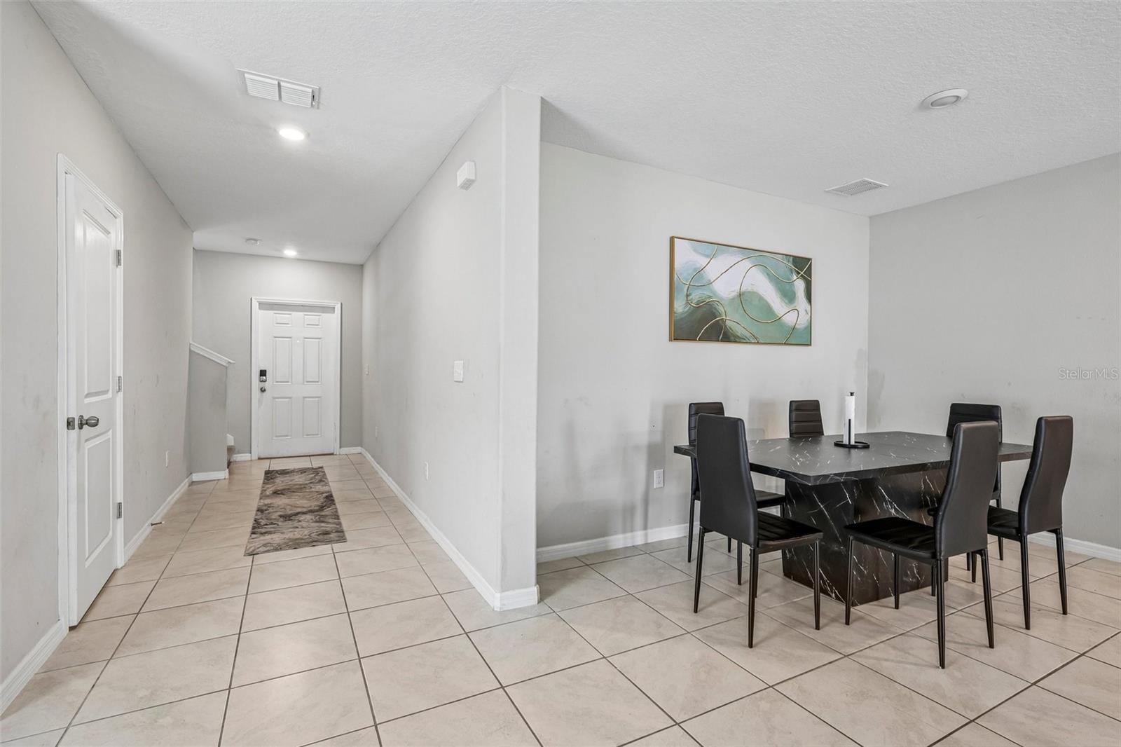 10360 Blue Plume Ct Property Photo 4