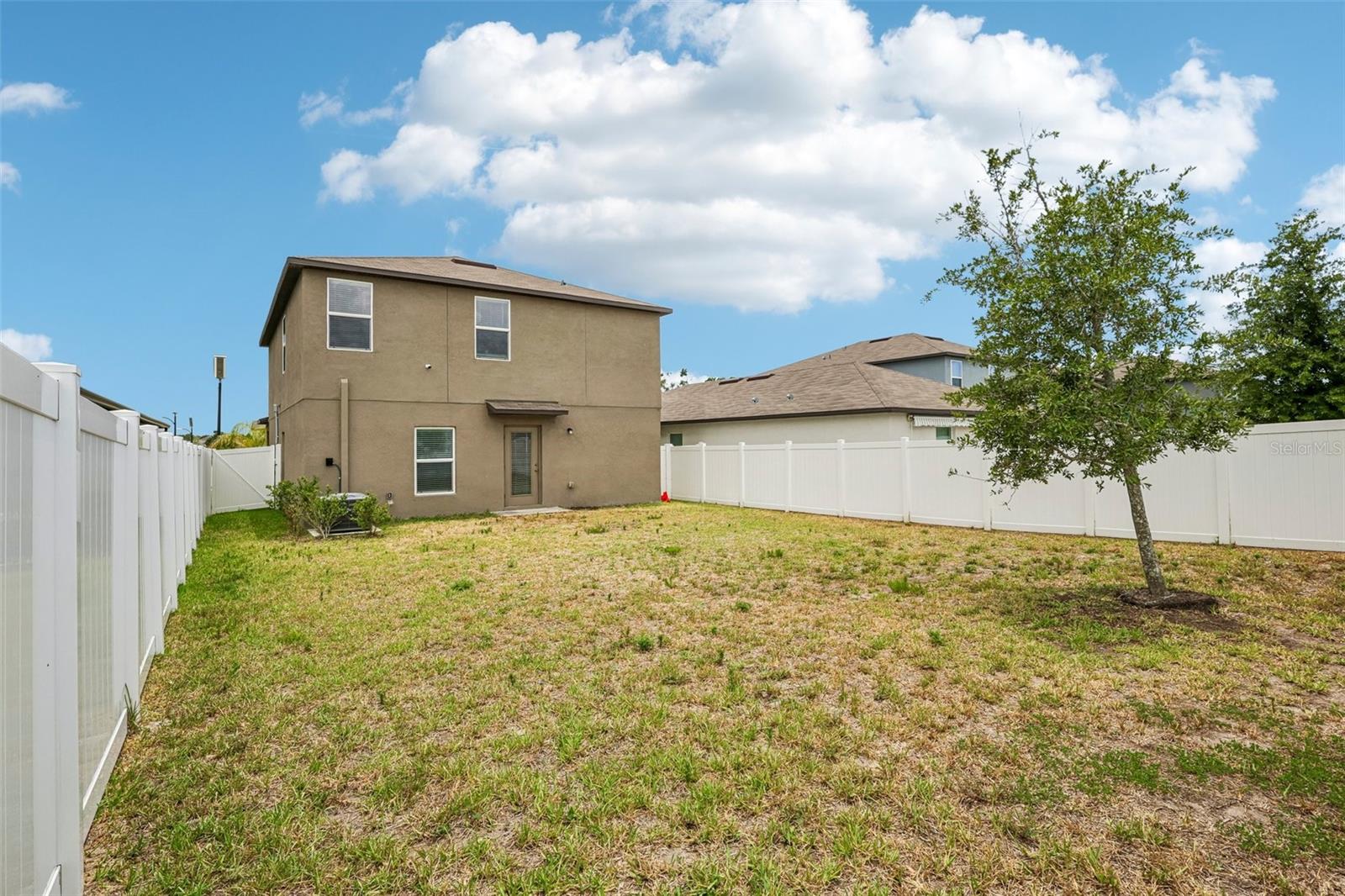 10360 Blue Plume Ct Property Photo 23