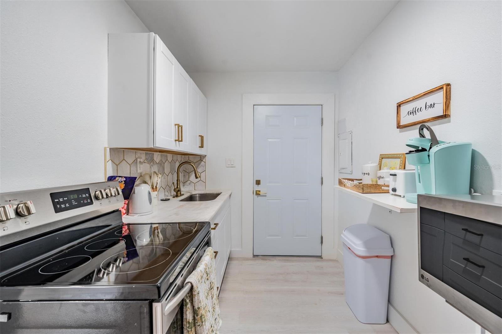 14060 Miramar Ave Property Photo 21