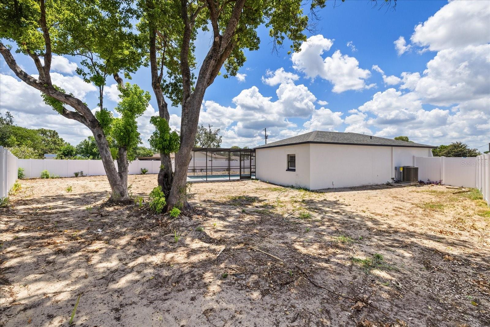 11660 Linden Dr Property Photo 47