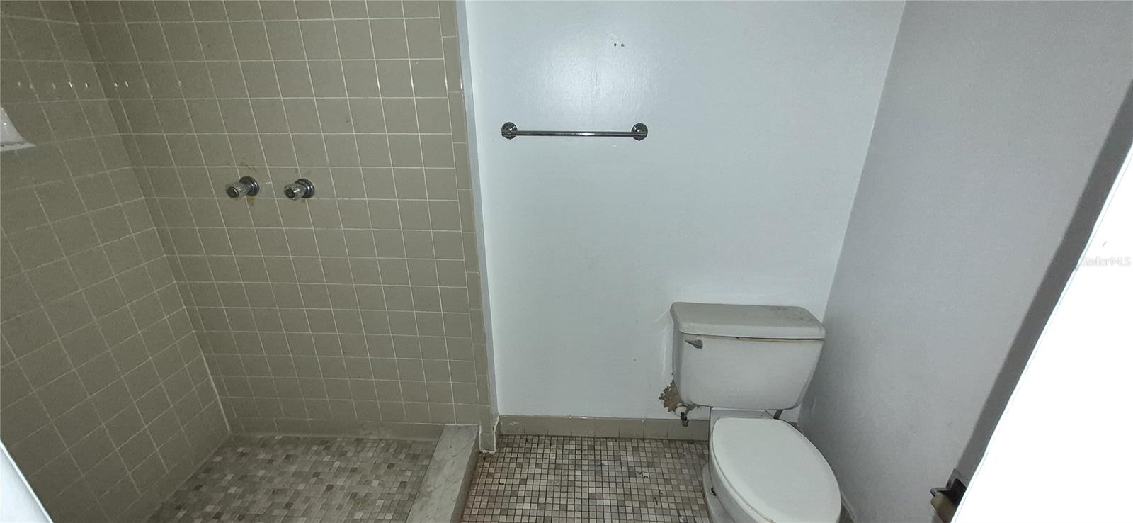 7789 131st St N Property Photo 7