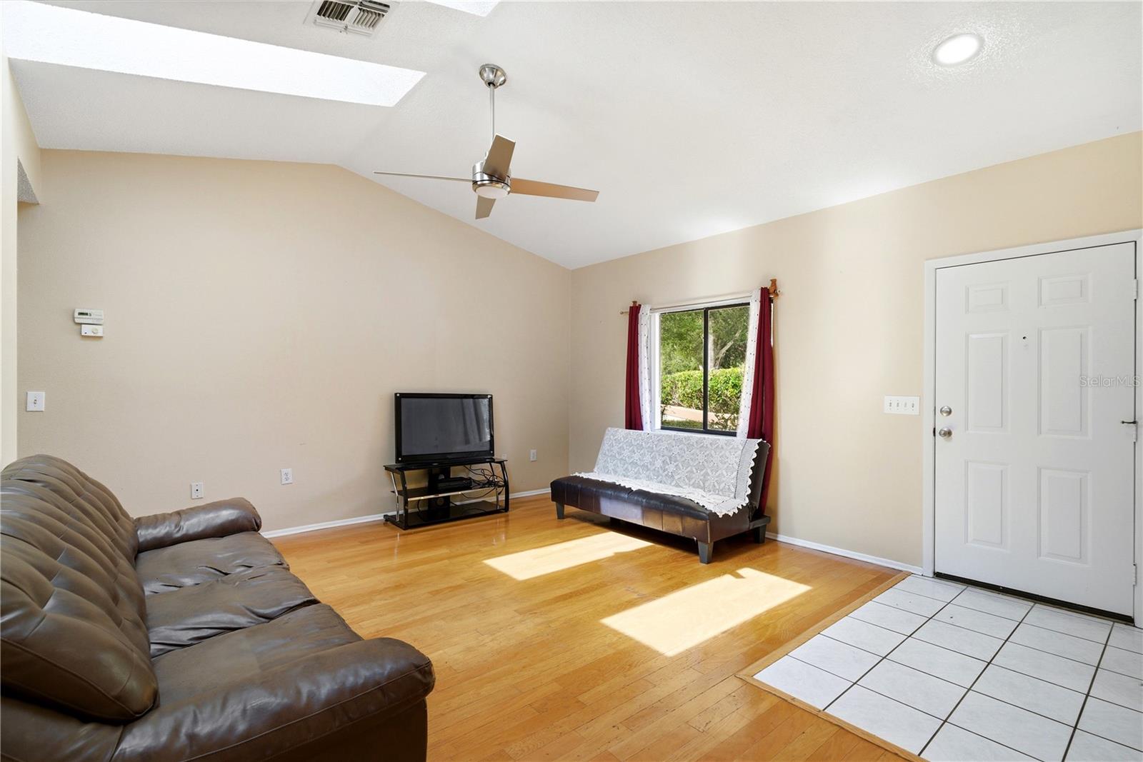 8160 Sturbridge Ct #8160 Property Photo 3