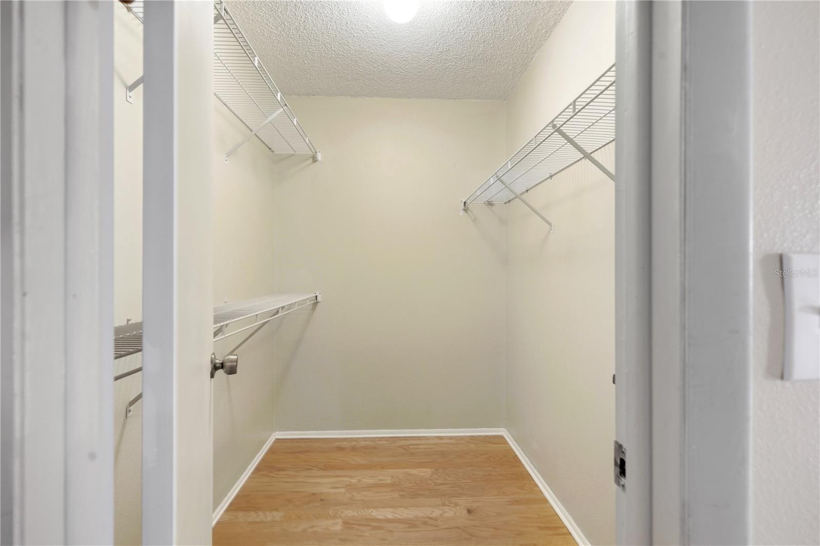 8160 Sturbridge Ct #8160 Property Photo 18