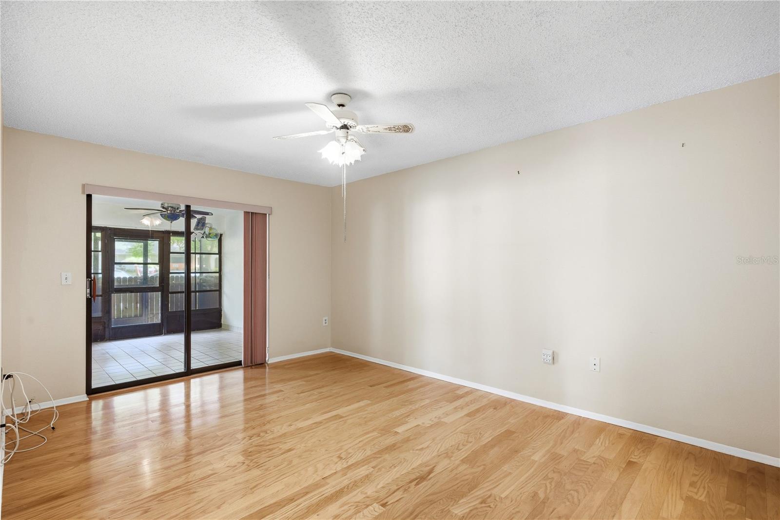 8160 Sturbridge Ct #8160 Property Photo 25