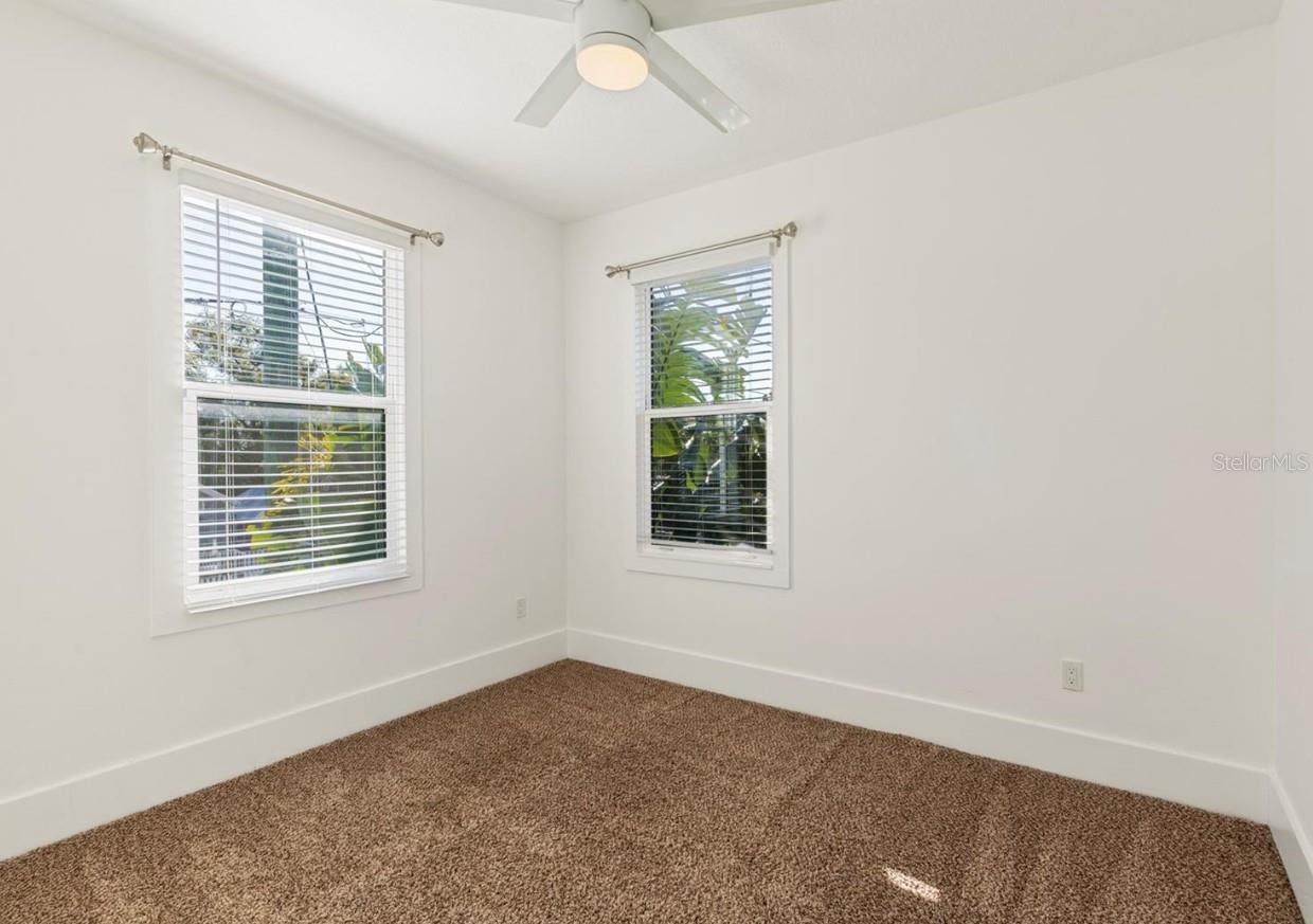 214 E Floribraska Ave Property Photo 24