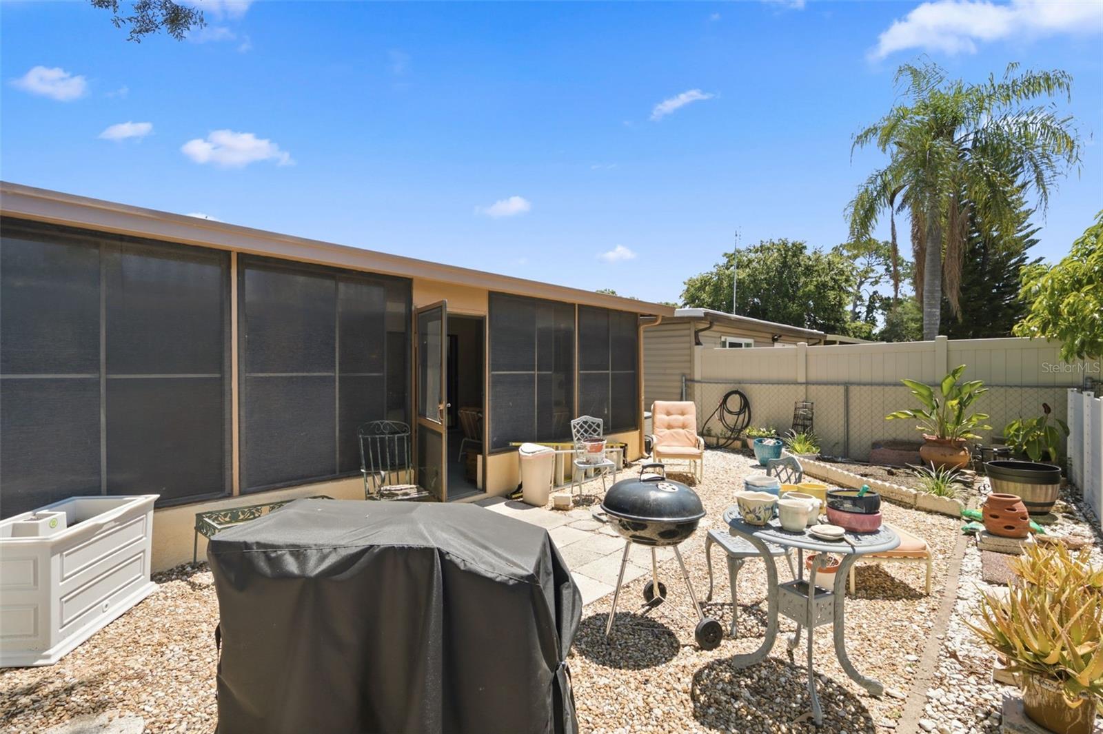 4320 Fern Glen St Property Photo 17