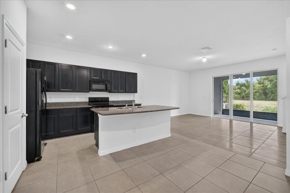 8655 Falling Blue Pl Property Photo 2