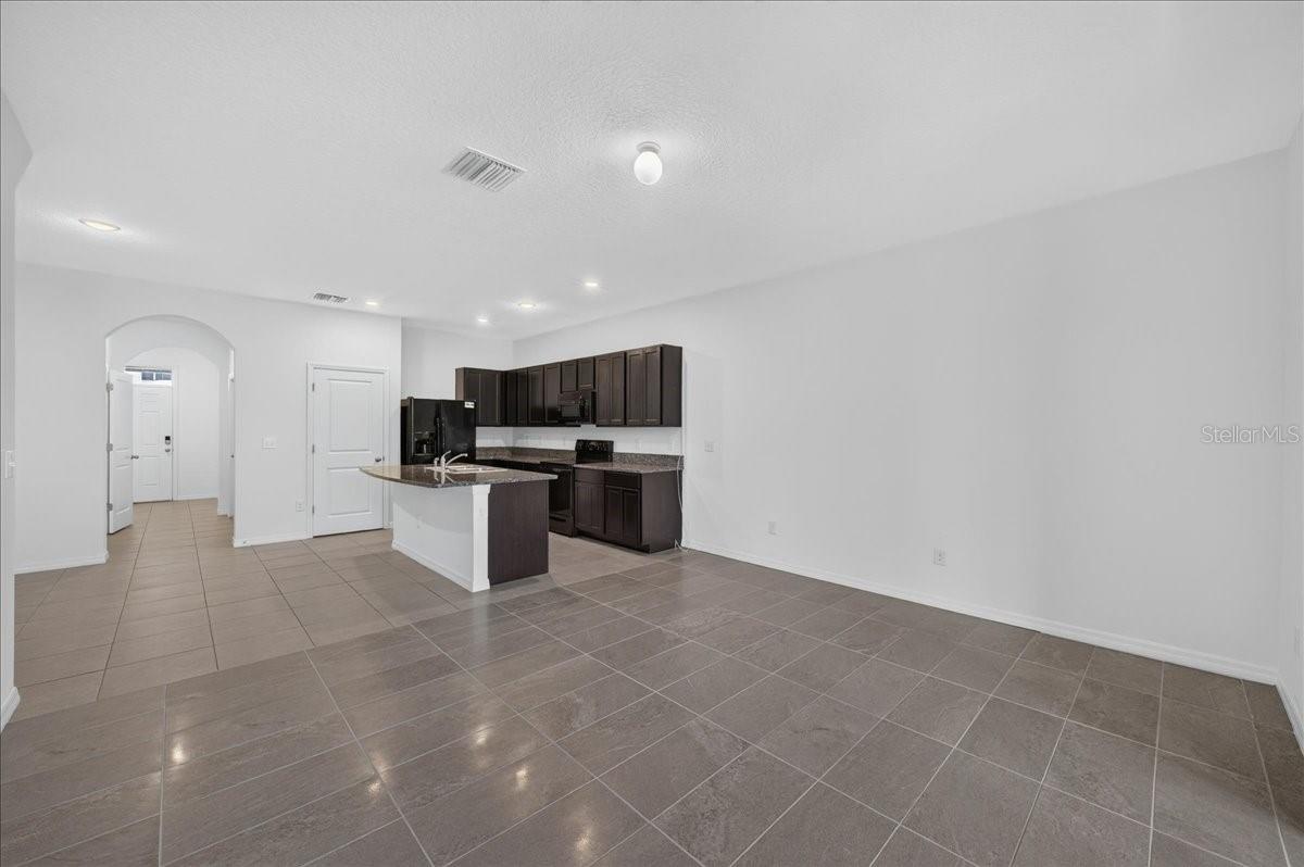 8655 Falling Blue Pl Property Photo 6