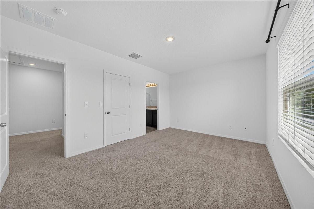 8655 Falling Blue Pl Property Photo 13
