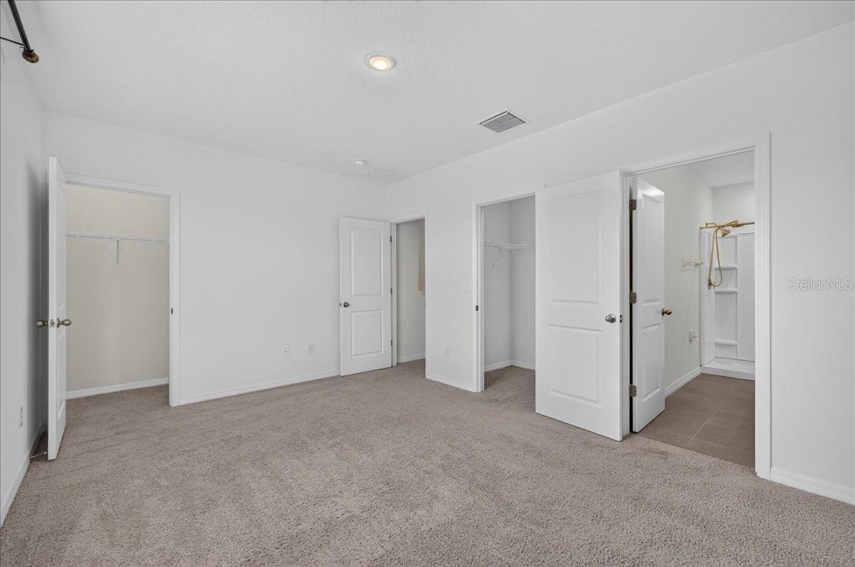 8655 Falling Blue Pl Property Photo 14