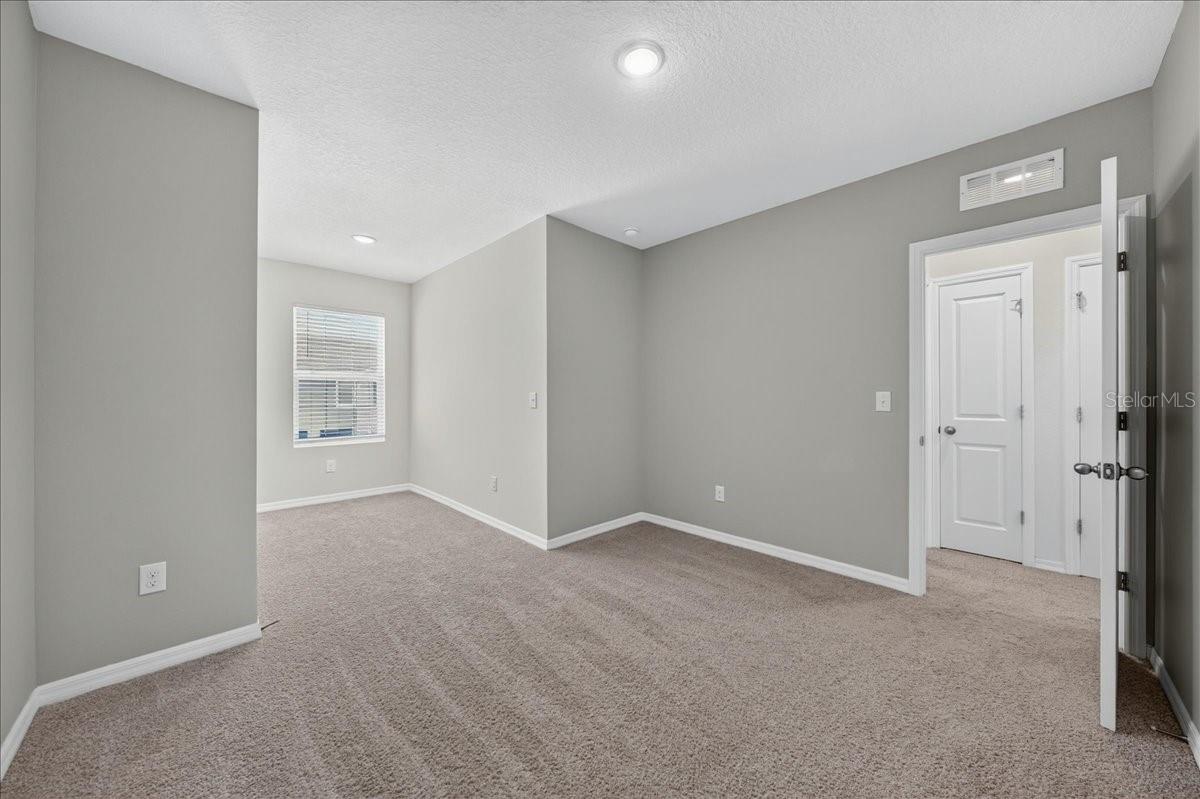 8655 Falling Blue Pl Property Photo 20