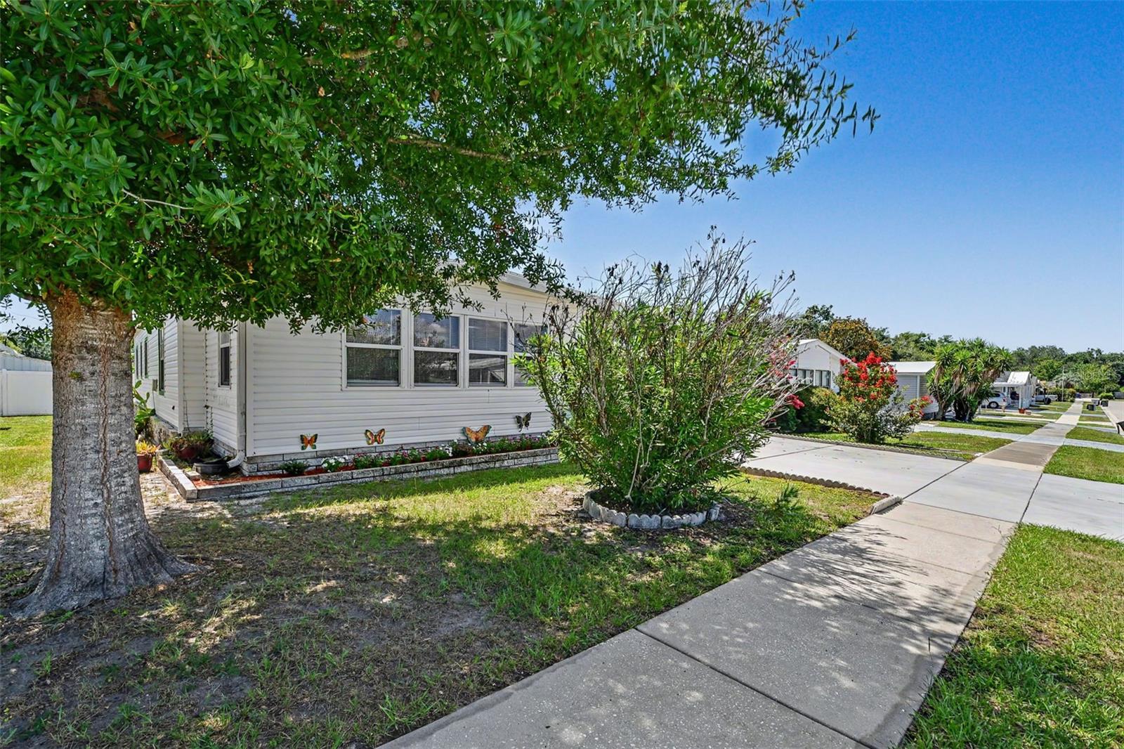 3902 Julie Dr Property Photo 2