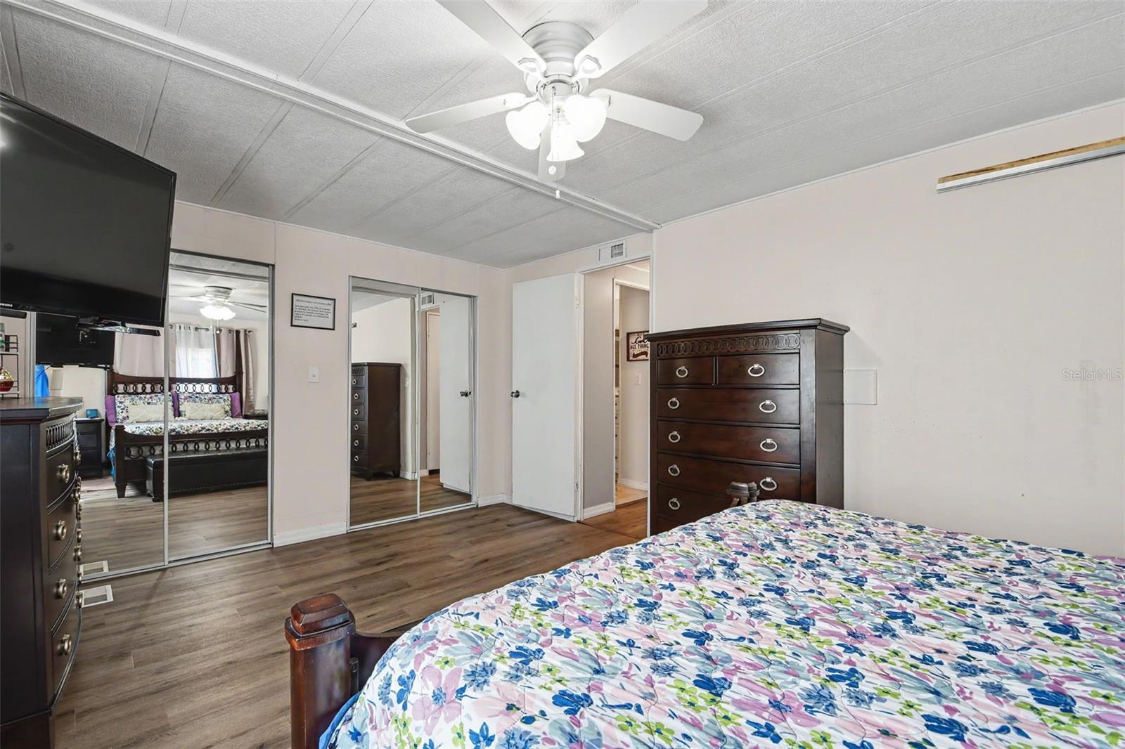 3902 Julie Dr Property Photo 18