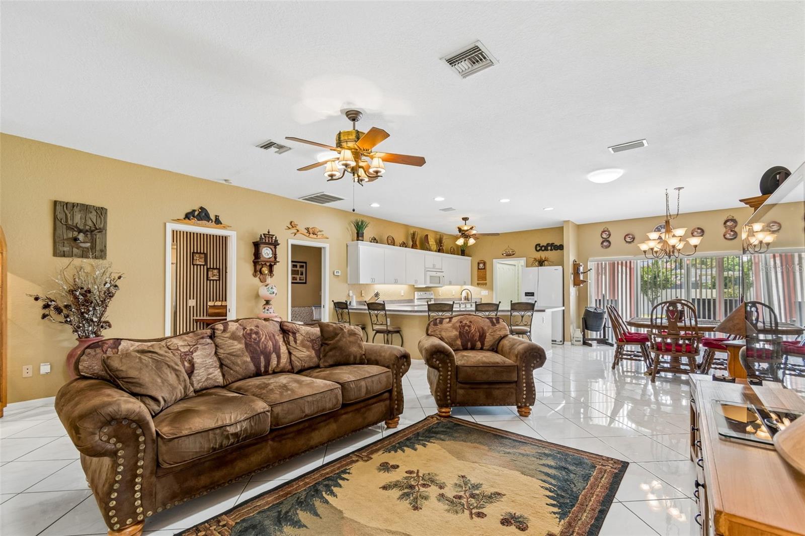 7791 Carver Ct Property Photo 10