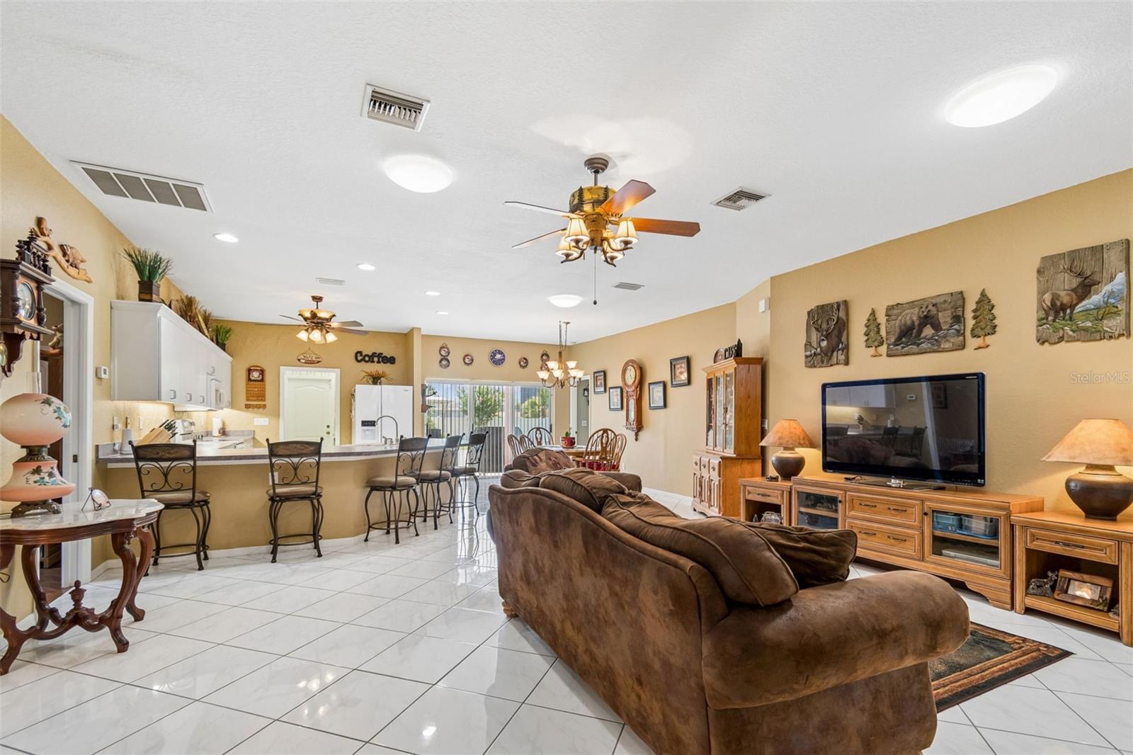 7791 Carver Ct Property Photo 11