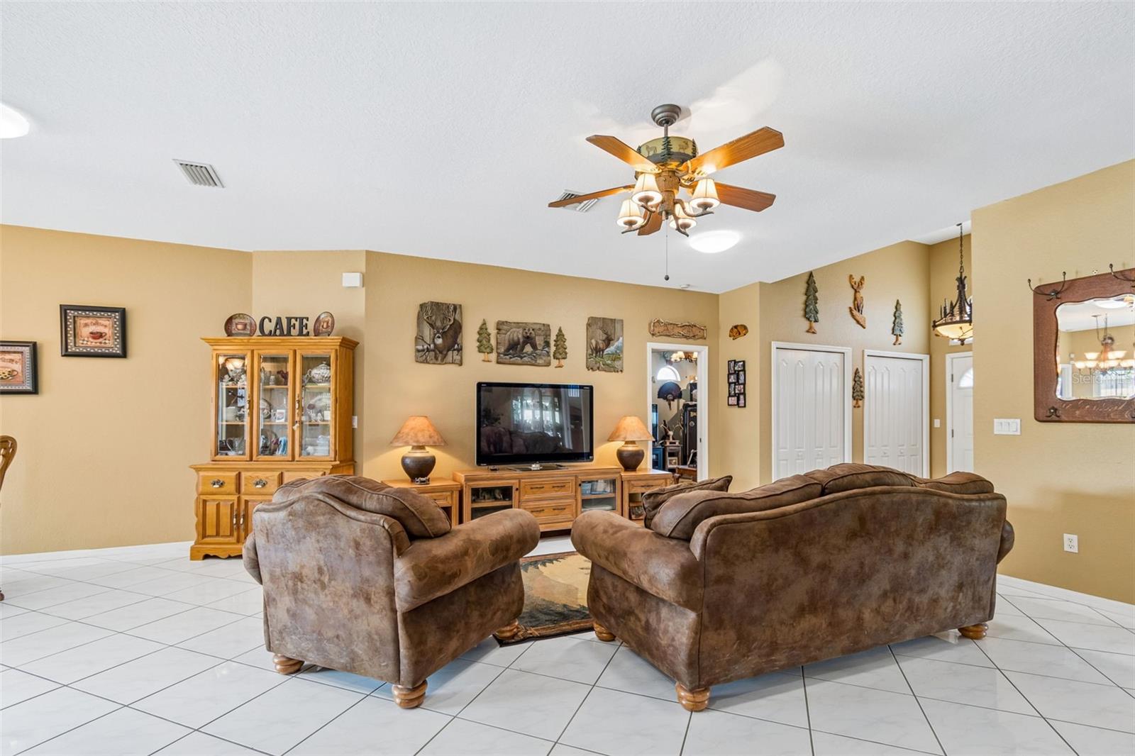 7791 Carver Ct Property Photo 13