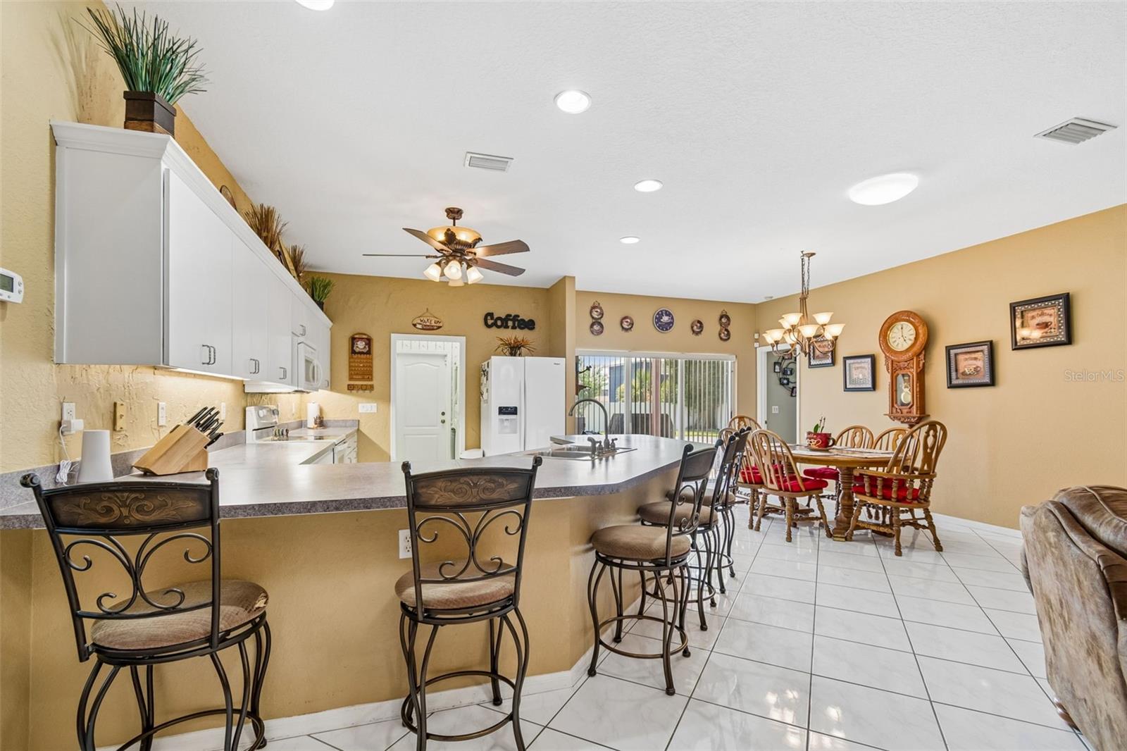 7791 Carver Ct Property Photo 14