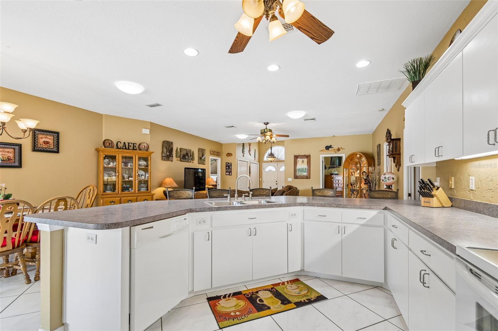 7791 Carver Ct Property Photo 17
