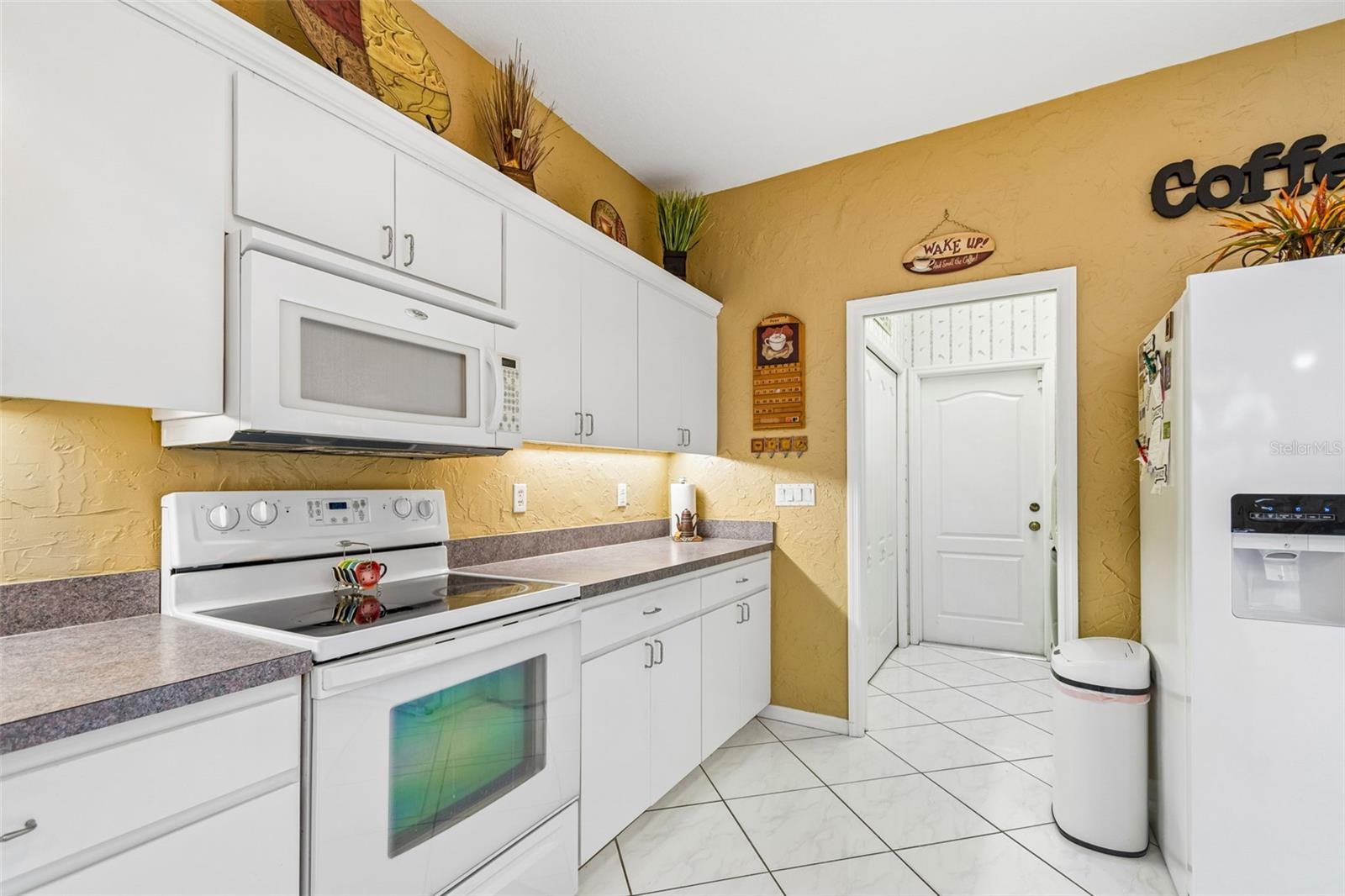 7791 Carver Ct Property Photo 20