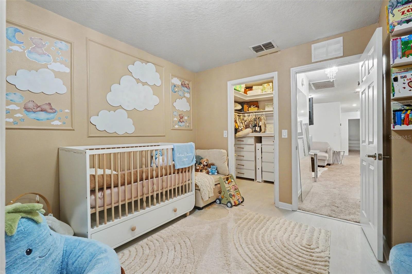 5374 Sylvester Loop Property Photo 23